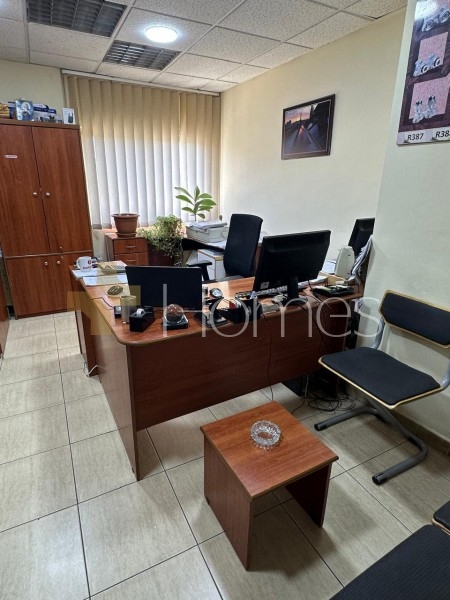 Second floor office for rent in Khalda with a building area of 430m