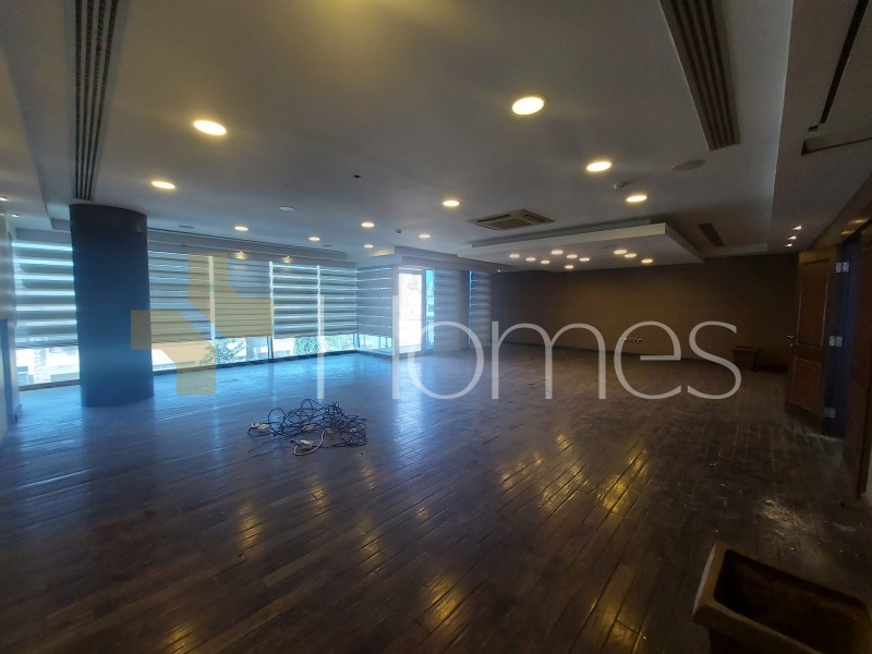 Commercial building with 6 floors for rent in Al Shmeisani area 2639m