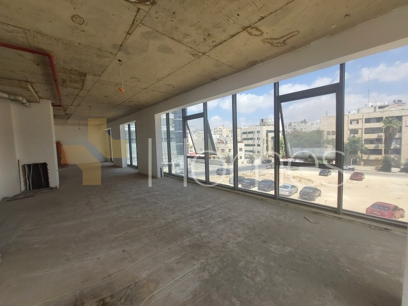 Ground floor office rent in Al Madinah Al Tebeieh St area of 240m