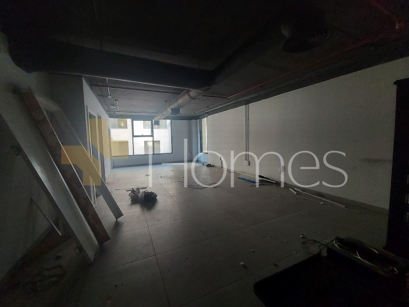 Fourth floor office for rent in Abdoun with an area of 102m