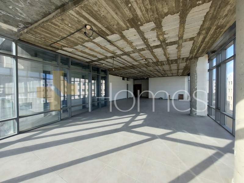 3rd floor office with glass facades for rent in Khalda area of 150m