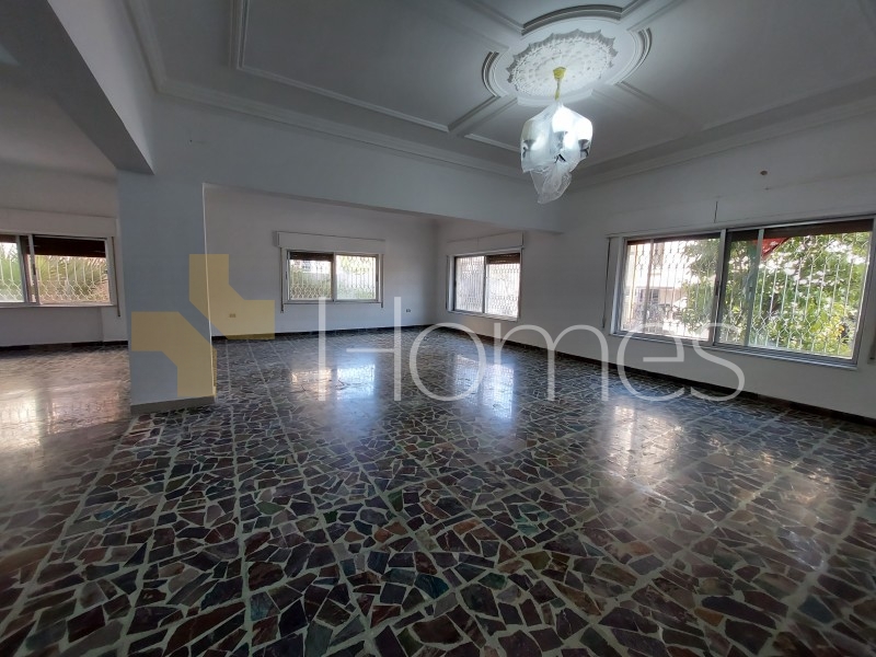 Flat ground floor office for rent in 4th circle building area of 450m