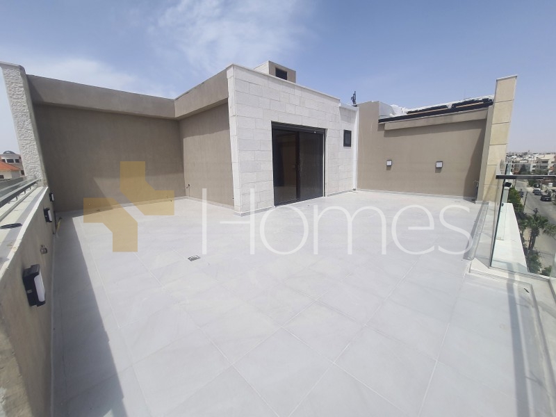 Duplex last floor with roof for sale in Hai Al Sahaba total area 185m