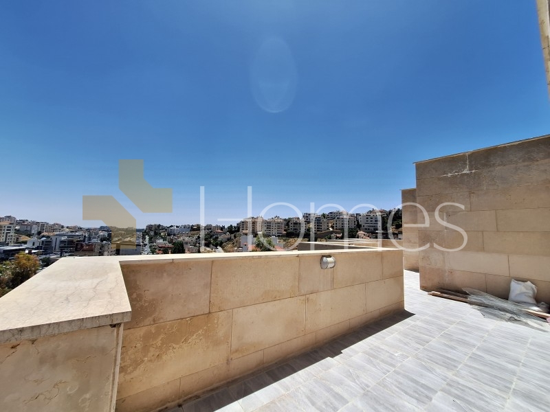 Flat roof with terrace for sale in Dabouq 488m