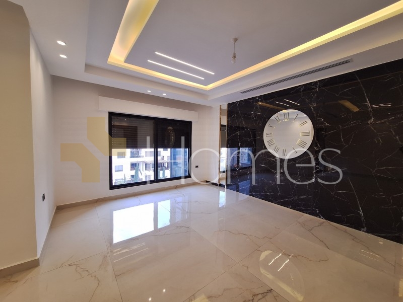 Second floor apartment for sale in Dair Ghbar 209m