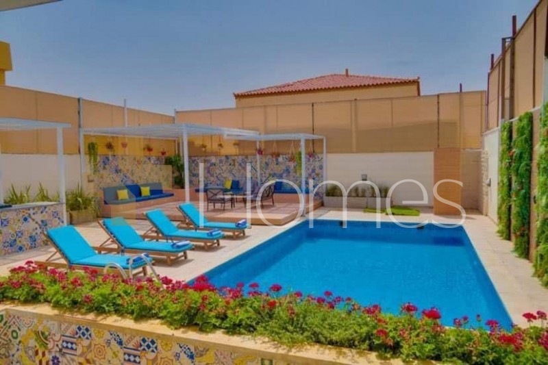 Farm with swimming pool for sale in Al Ghor with a land area of 288m