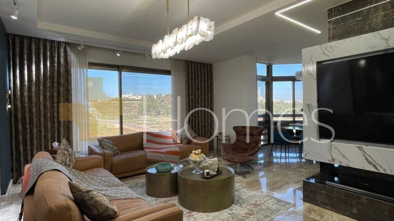 Fourth floor apartment for sale in Airport Road with area of 180m