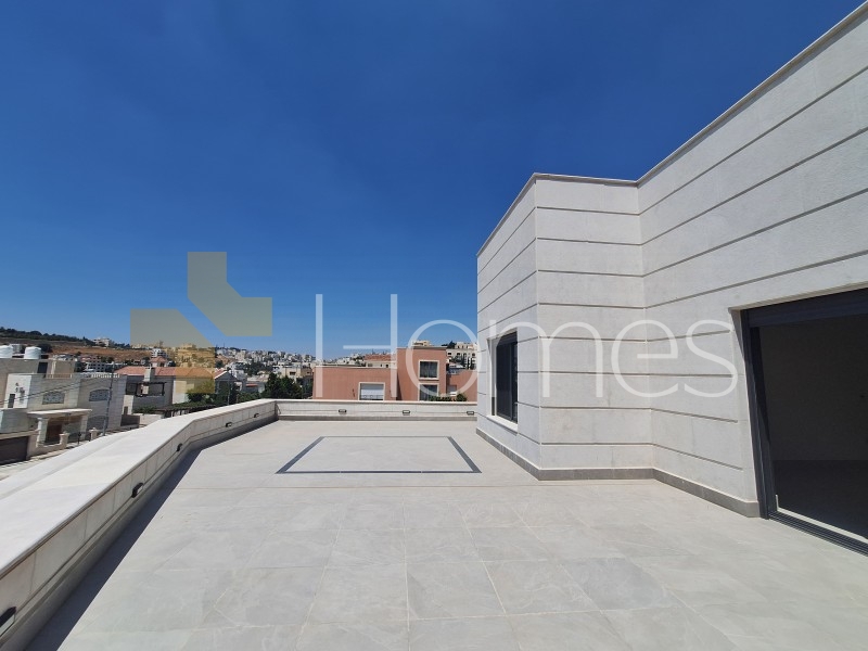 Flat roof with terrace for sale in Dabouq 210m