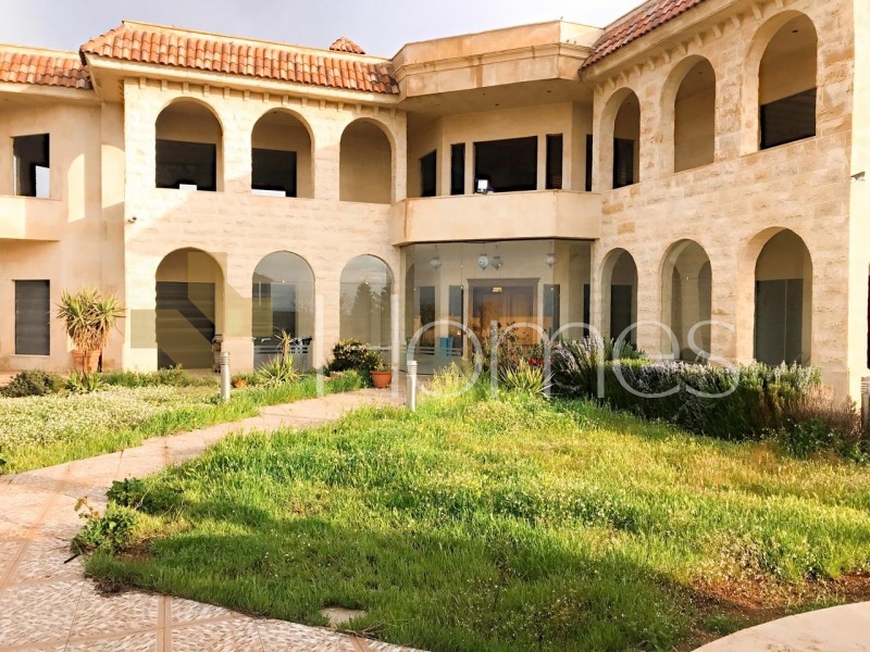 Villa for sale in Airport Road with a land area of 1260m