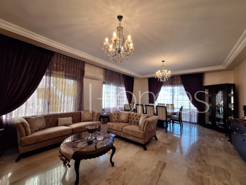 First floor apartment for sale in Umm Al-Sammaq 230m