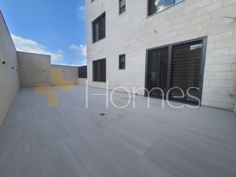 Ground floor with terrace for sale in Hai Al Sahaba, an area of 190m 