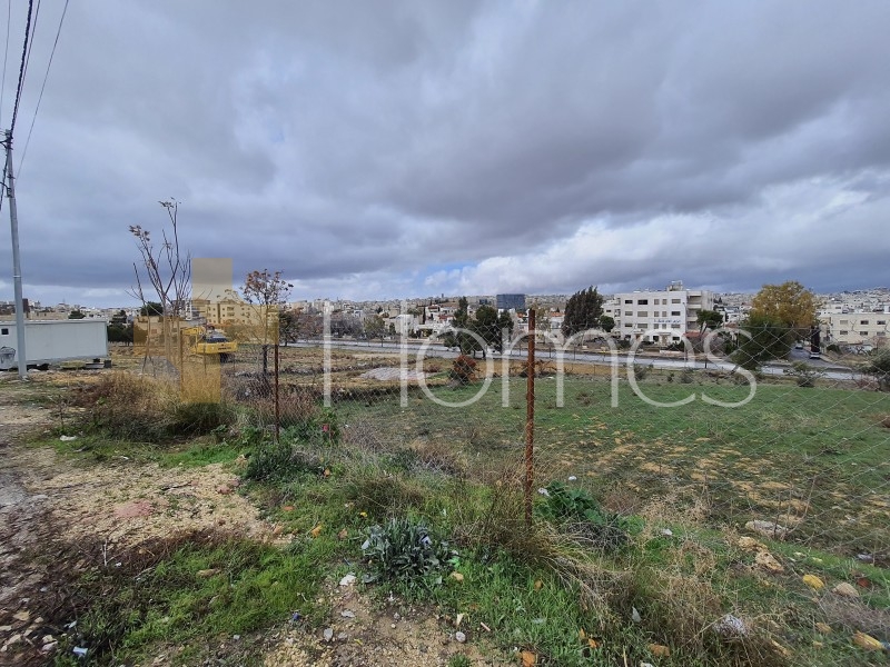 Land for sale suitable for building housing in Marj El Hamam, of 1580m