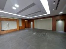 A 4th-floor office for rent in Zahran, with a building area of 387m