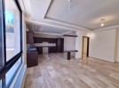 Apartment floor with terrace for rent in Arqoub Khalda 205m