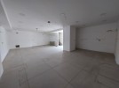 Commercial showroom with attic for rent in Mecca Street area of 290m