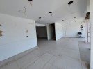 Commercial showroom with attic for rent in Mecca Street area of 290m