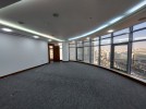 Seventh floor office for rent in Mecca Street building area of 1000m