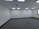 Seventh floor office for rent in Mecca Street building area of 1000m