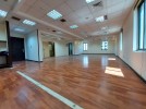 Finished third floor office for rent in Al Shmeisani area of 160m