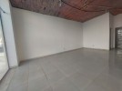 Commercial showroom for rent in Umm Al-Summaq, area of 145m