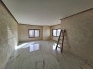 First floor apartment for sale in Jandaweel 190m