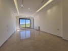 Duplex last floor with roof for sale in Rujm Omaish - Hjara, of 225m