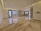 Apartment with terrace for sale in Hjar Al-Nawabelseh, an area of 240m