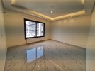 Duplex last floor with roof for sale in Um Uthaina 210m