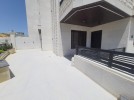 Flat apartment with terrace for sale in Airport Road building 180m