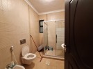 Apartment with garden for sale in Um Al-Summaq 187m