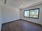 Flat first floor for sale in Jabal Amman 250m