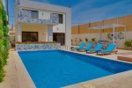 Farm with swimming pool for sale in Al Ghor with a land area of 288m