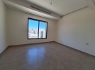 Flat floor apartment for sale in Abdoun 470m