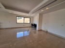 Flat floor apartment for sale in Abdoun 470m