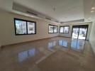 Flat ground floor with garden for sale in Abdoun 225m