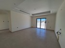 Flat floor roof with terrace for sale in Abdoun 275m