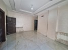 Ground floor with terrace for sale in Sweifeyeh 185m