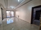 Ground floor with terrace for sale in Sweifeyeh 185m