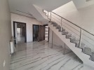 Last floor with roof for sale in Sweifeyeh 220m