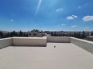 Last floor with roof for sale in Sweifeyeh 220m