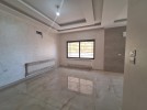 Ground floor apartment with a garden for sale in Sweiffeyeh 165m