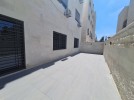 Ground floor apartment with a garden for sale in Sweiffeyeh 165m