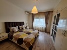 Last floor apartment with roof for sale in Khalda 275m