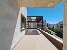 Flat floor roof for sale in Um Al-summaq 340m