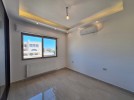 Flat floor roof for sale in Um Al-summaq 340m