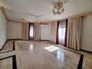 Villa for sale in Al Shmeisani with a building area of 900m