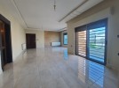 First floor apartment for sale in Marj El Hamam building area 195m