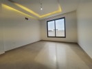 Apartment with a garden for sale in Rujm Omaish building area 220m