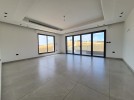 Second floor apartment for sale in Rujm Omaish building area of 250m