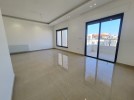 Duplex last floor with roof for sale in Al Bunayyat an area of 240m